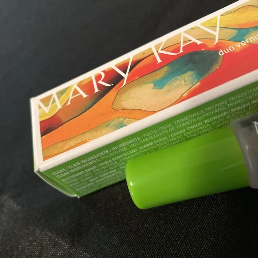 Mary Kay Dual Lip Glaze Glistening Sand